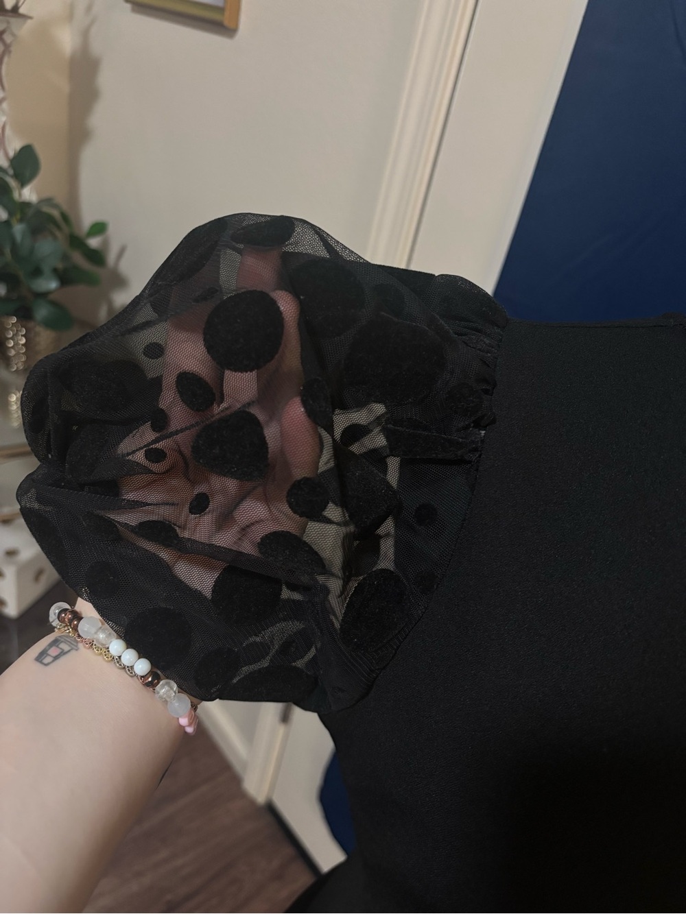 Haute Monde Black Puff-Sleeve Crewneck Top - Picture 3 of 3
